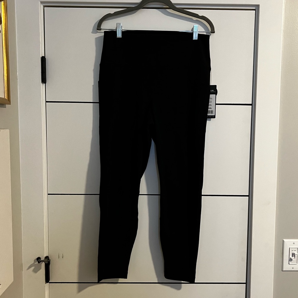 Yogalicious Lux High Rise Side Pocket 7/8 Ankle Leggings